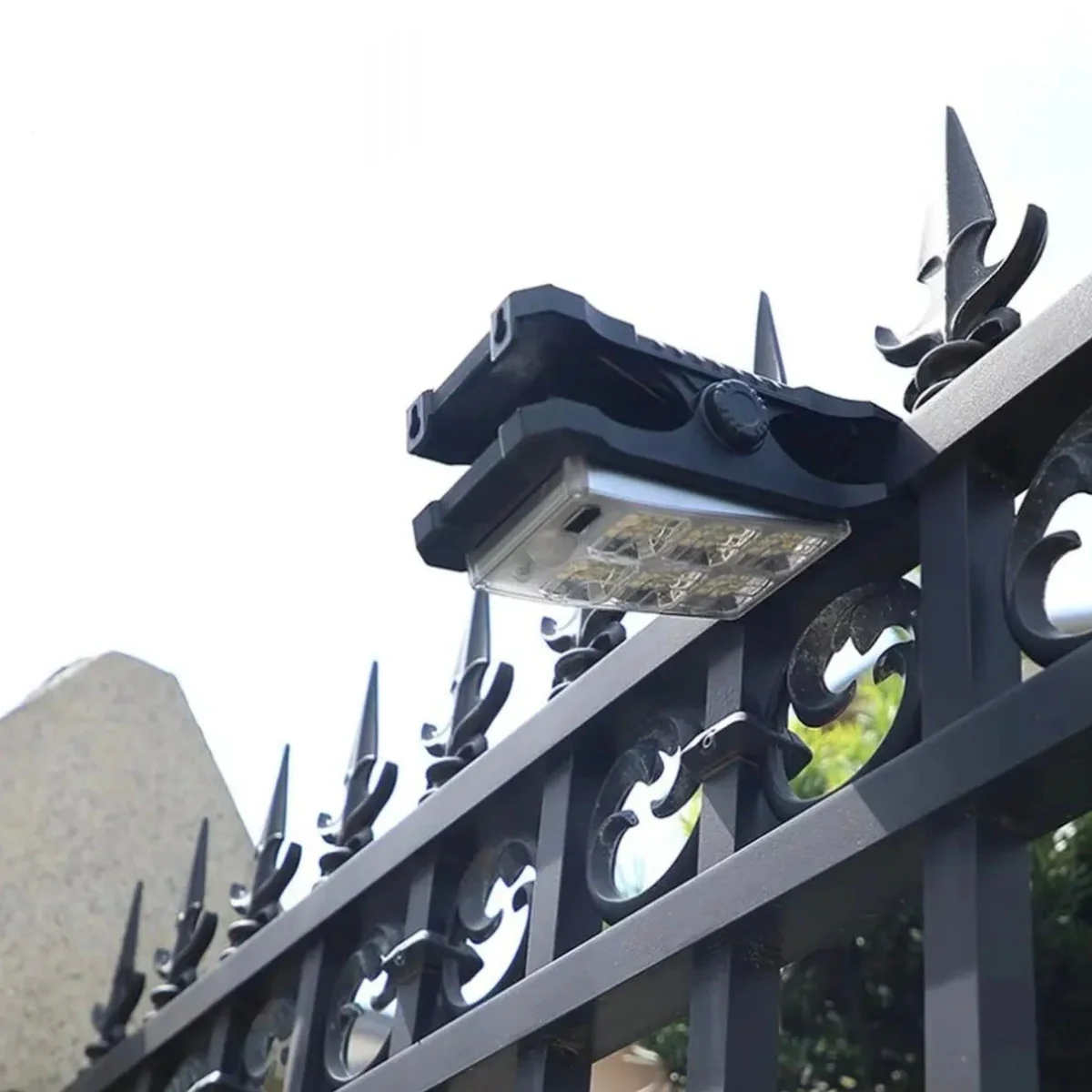 Outdoor Solar Clip Light